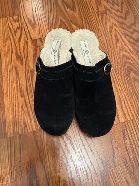 Chinese Laundry Black Faux-Suede Shearling-Lined Buckle Mules